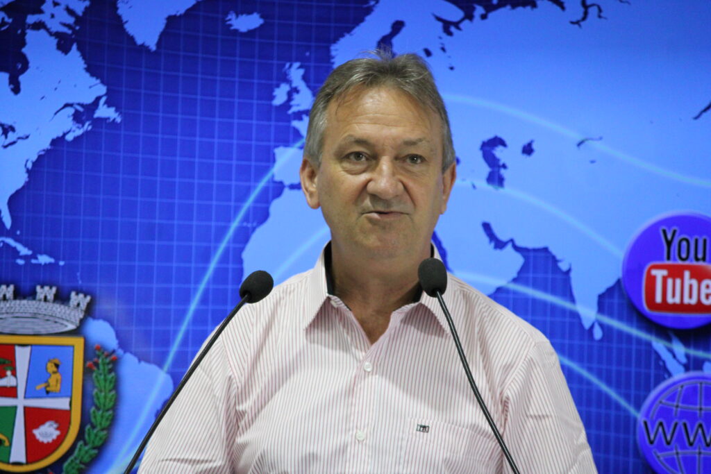 Ilario Keller discursando na Câmara de Vereadores de Santa Cruz do sul